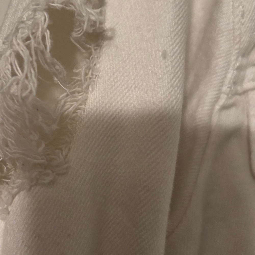 LIKE NEW Hollister Women's White Distressed Jean Jacket - Picture 5 of 9